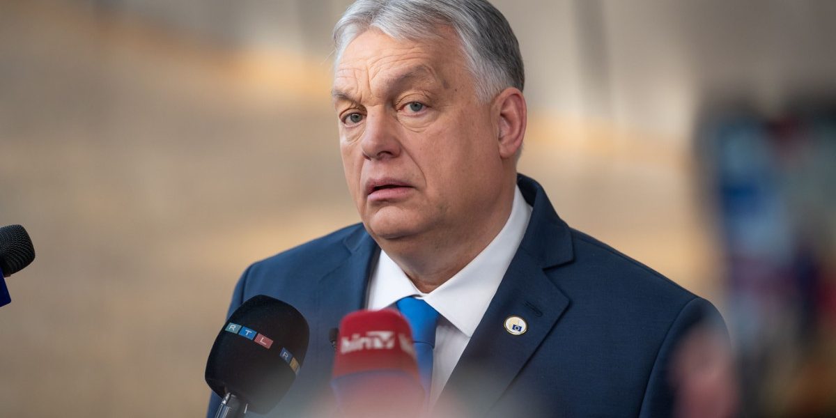 Orban, „moment Ceaușescu” la mitingul electoral: „Rușilor, plecați acasă!”