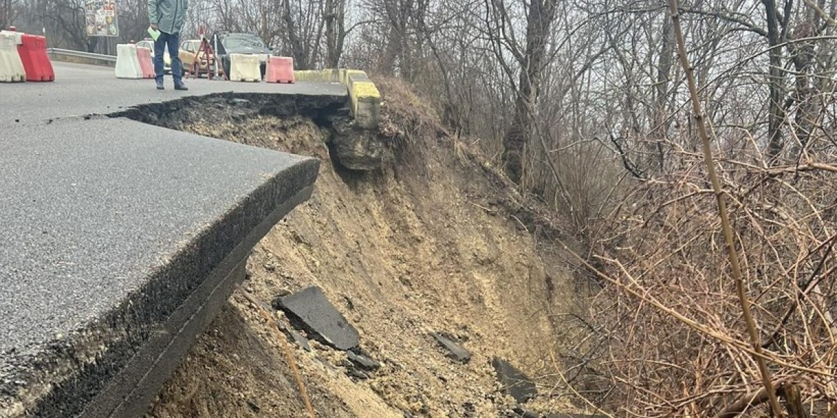 Blocaj la Câmpina: Drum închis de 3 luni, lucrările întârzie, ocoluri zilnice