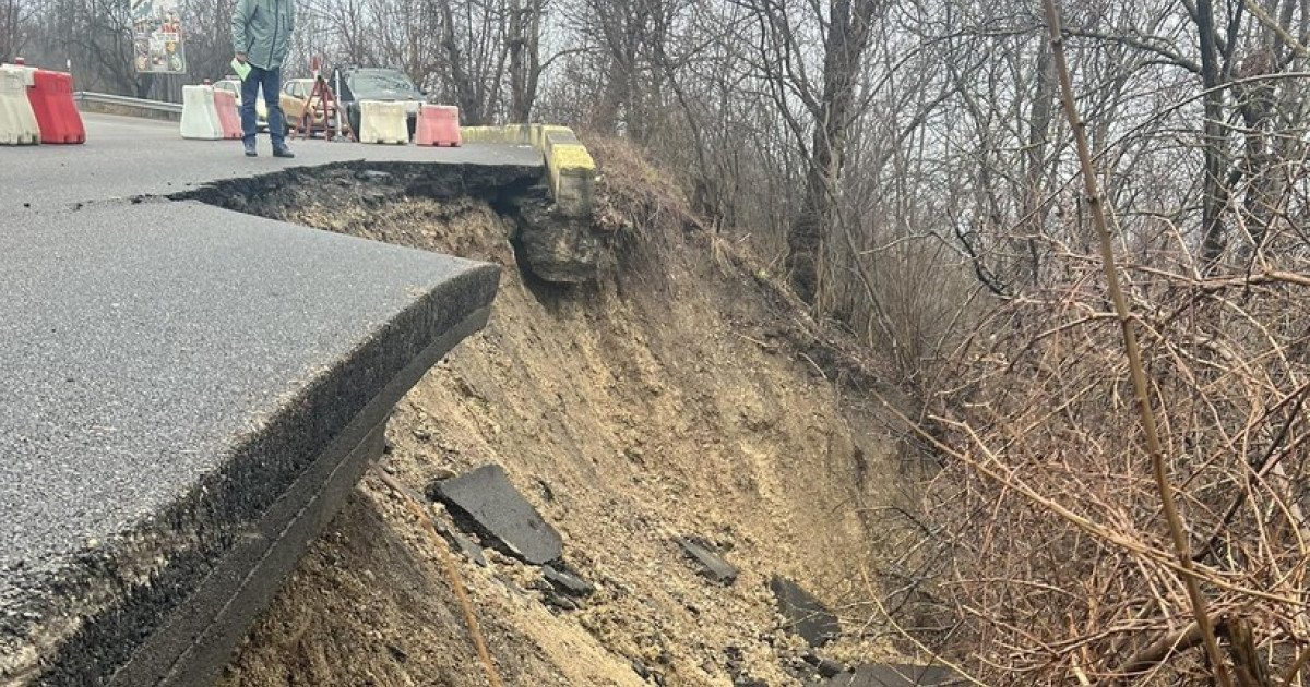 Blocaj la Câmpina: Drum închis de 3 luni, lucrările întârzie, ocoluri zilnice
