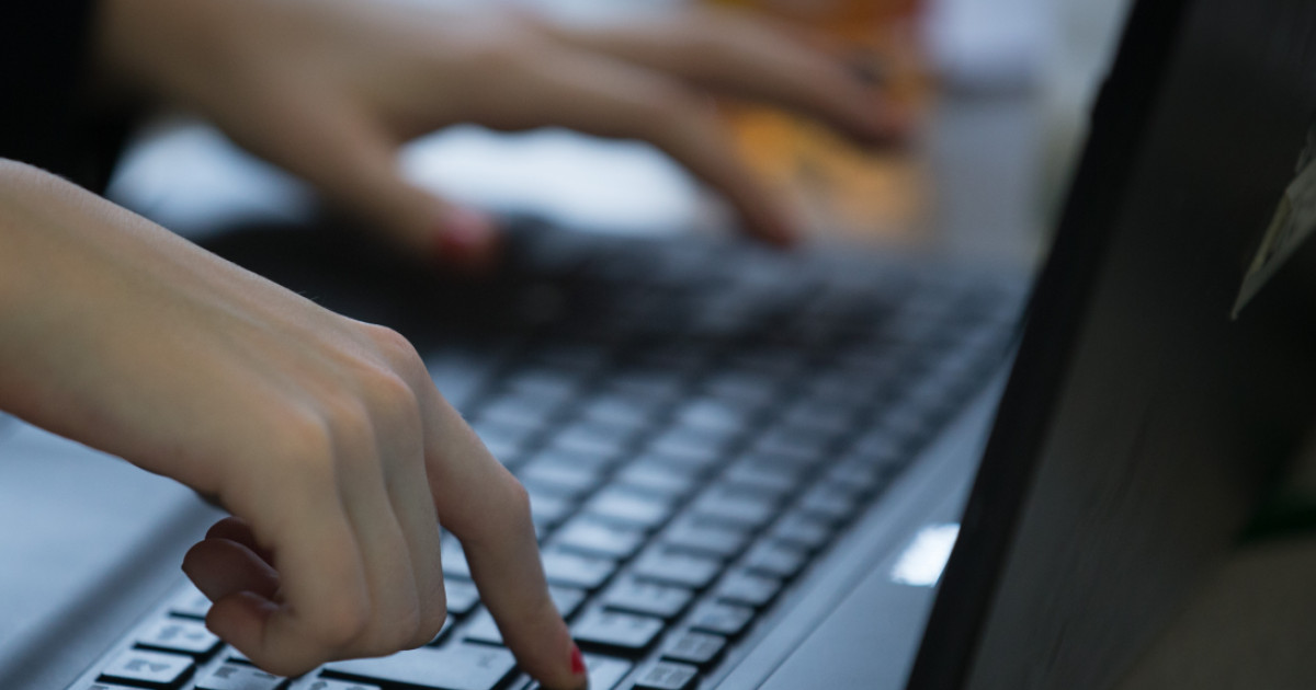 Reacție DURĂ a Ministerului Apărării după atacul hackerilor ruși la Forțele Aeriene