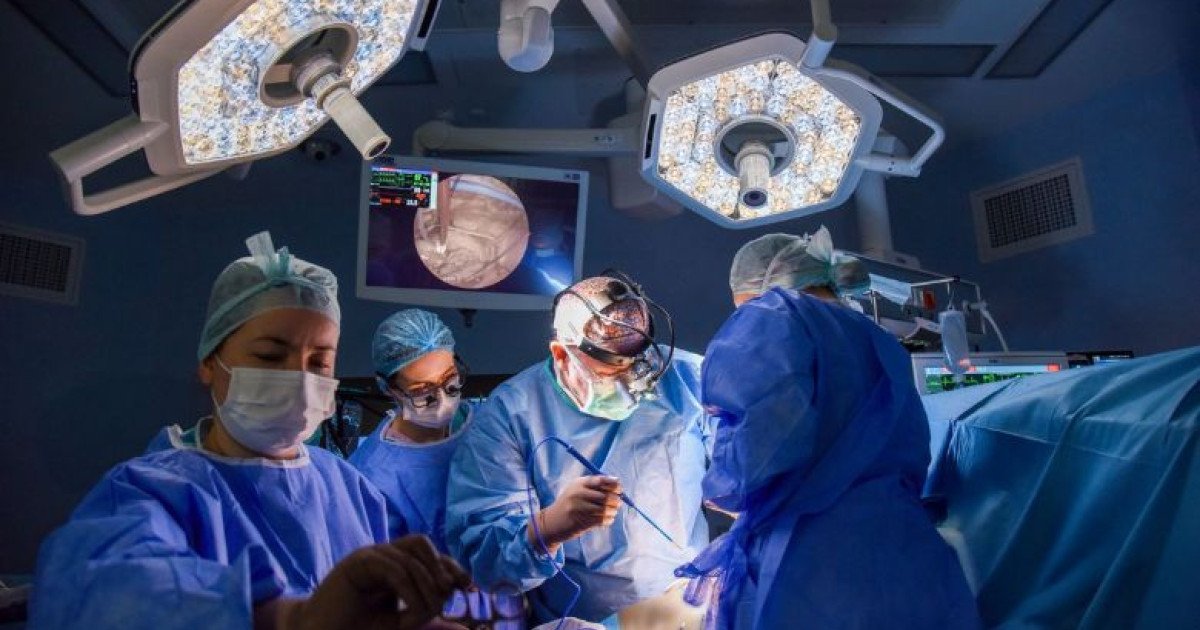 Înaintarea în vârstă a reprezentat pentru Mihai, un bărbat de 72 de ani, un factor care a complicat gestionarea unei afecțiuni cardiace de lungă durată