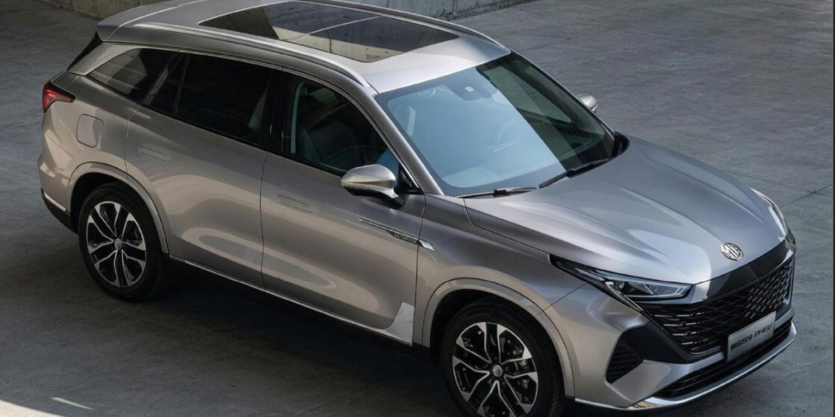 Mg ajunge în România: Primul suv cu 7 locuri, la ce preț