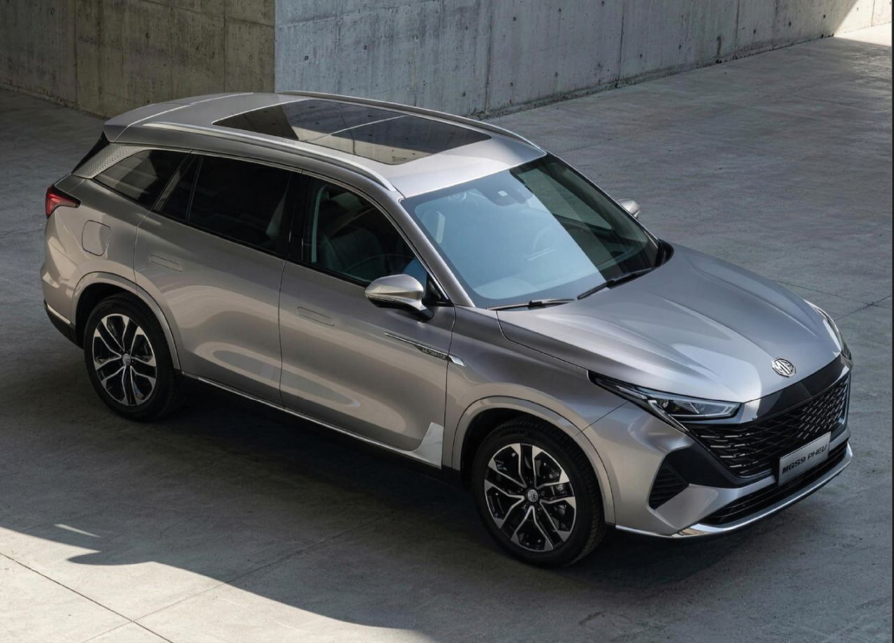 Mg ajunge în România: Primul suv cu 7 locuri, la ce preț