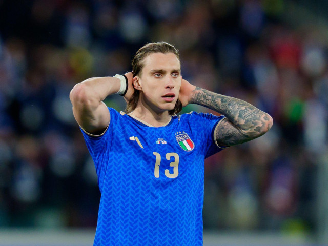 Campionatele mondiale de fotbal se pregătesc pentru viitor, iar tensiunea crește odată cu ambițiile unuia dintre cele mai de succes naționale din istoria sportului