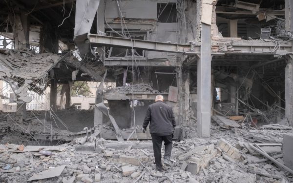 Iranul avertizează: Blocada SUA în Ormuz riscă să spargă armistițiul, ziua 48