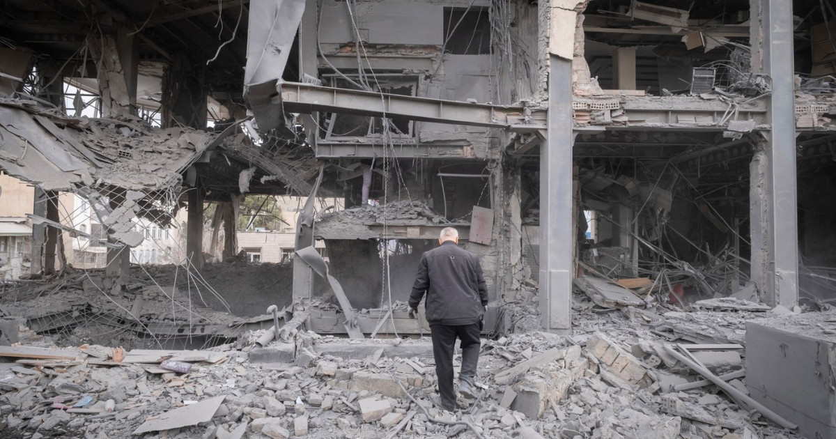 Iranul avertizează: Blocada SUA în Ormuz riscă să spargă armistițiul, ziua 48