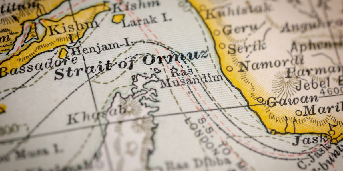 Criza Ormuz, noua Suez? SUA sub presiune: Ce se joacă în ordinea mondială