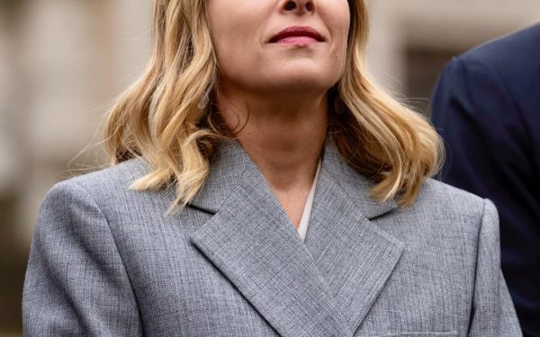 Meloni trimite nave italiene în Golf: Italia, pregătită de intervenție