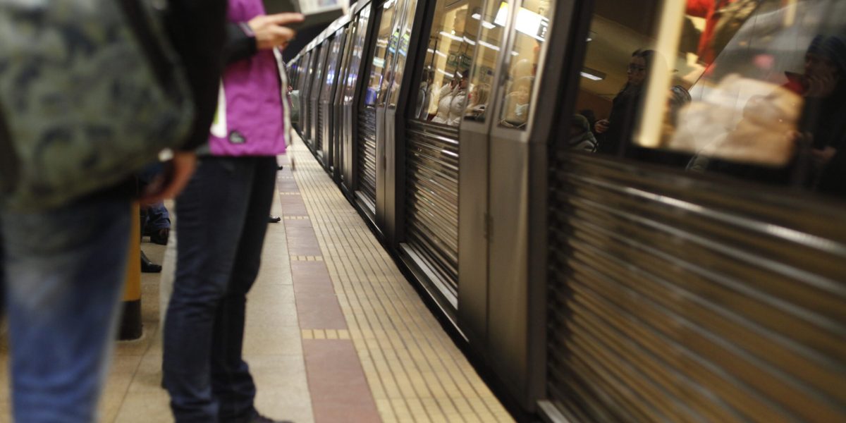 Prețul unei călătorii cu metroul din București urmează să fie majorat de la 5 la 7 lei, ceea ce îl va face cel mai scump din regiune