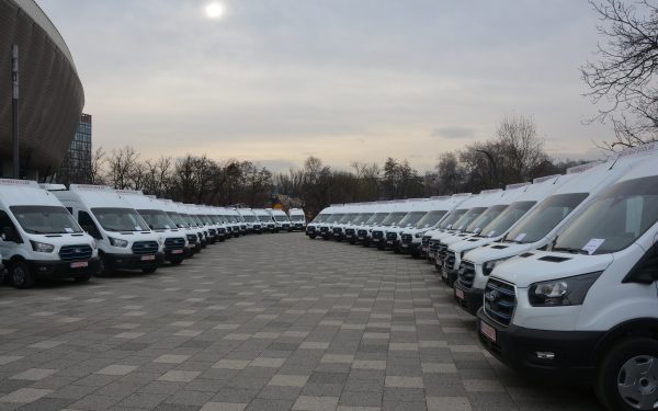 Dimian, la microbuze electrice: Cine a greșit, să plătească!