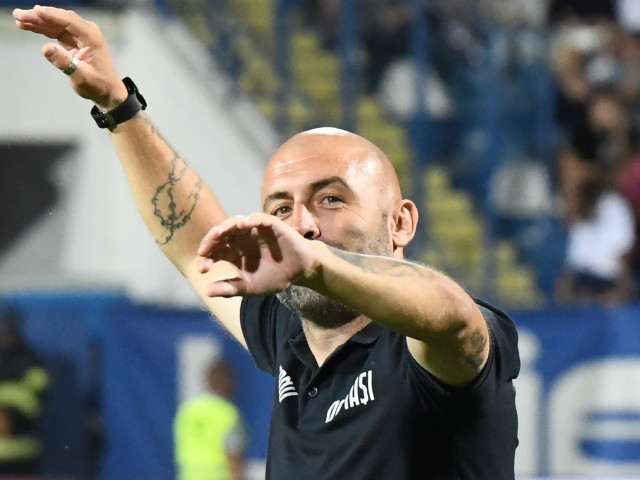 Tony, gata să devină selecționer pentru naționala României, se află în discuții avansate cu conducerea Federației Române de Fotbal, potrivit surselor oficiale