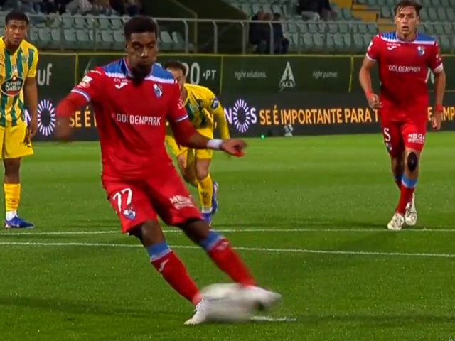 Portugalia, istorie în fotbal: Noua regulă a penalty-ului, aplicată!