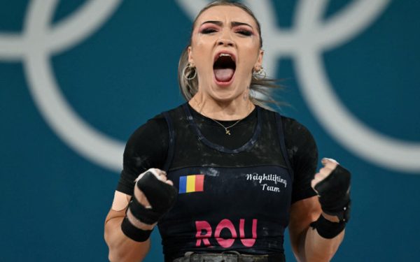 AUR pentru România! Mihaela Cambei, campioană europeană la haltere, cu record