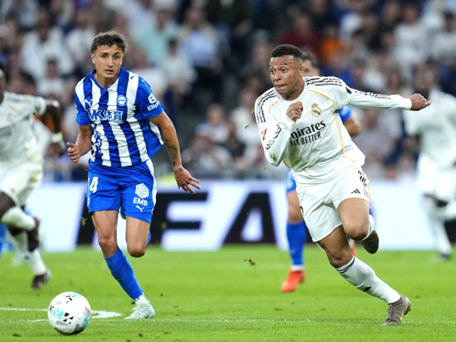 Real Madrid - Alaves: Euro-goluri, bară și ”Galacticii” se apropie de Barcelona