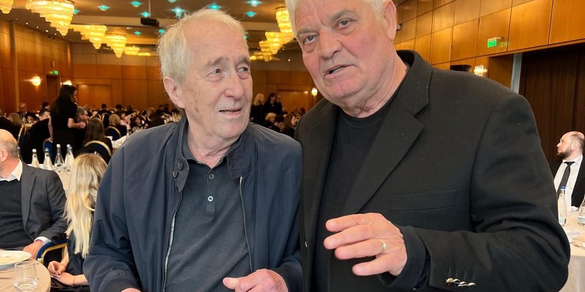 Valentin Ceaușescu, la parastasul lui Mircea Lucescu. S-a pozat cu Andone