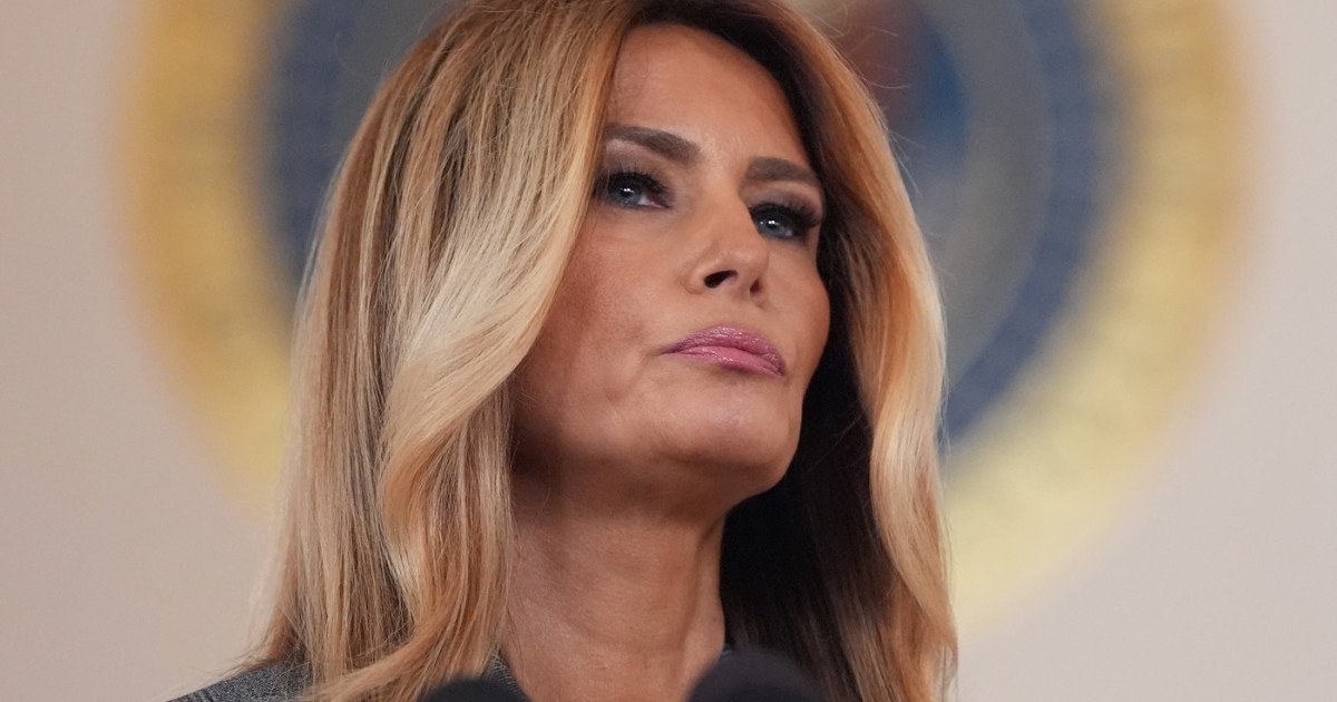 Melania Trump, acuzată de supraviețuitorii lui Epstein: „Transferă vina!”