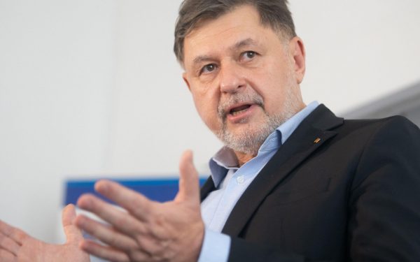 Rafila, blocat de 3 motive: De ce NU a decis cu privire la Pfizer