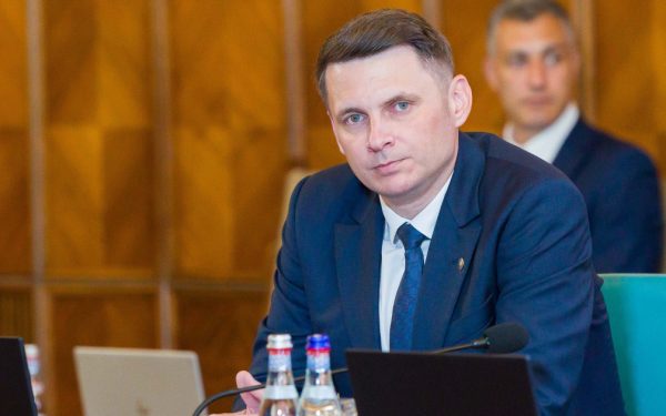 Abrudean anunță: Listarea companiilor de stat, motiv de ceartă în coaliție