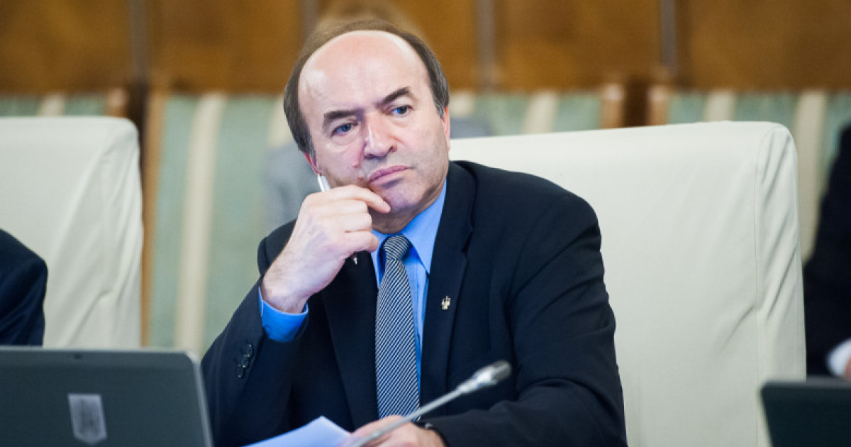 Tudorel Toader: Alianța NU se rupe, ci se reconfigurează. Lovitură pentru PSD?
