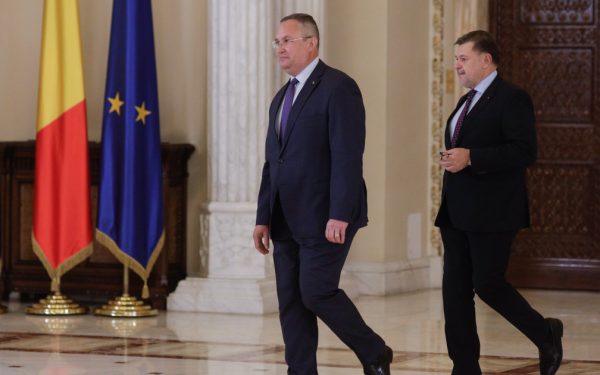 Rafila, atac dur la Ciucă: "Trebuia să fie mai atent" la vaccinurile Pfizer