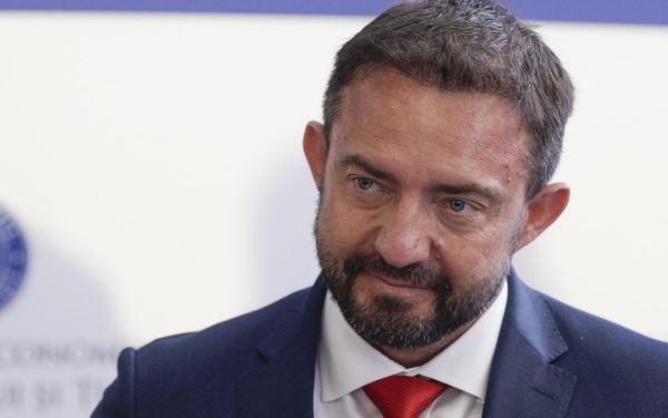 Costul kerosenului pune bețe în roate TAROM: Bilete mai scumpe în vară?