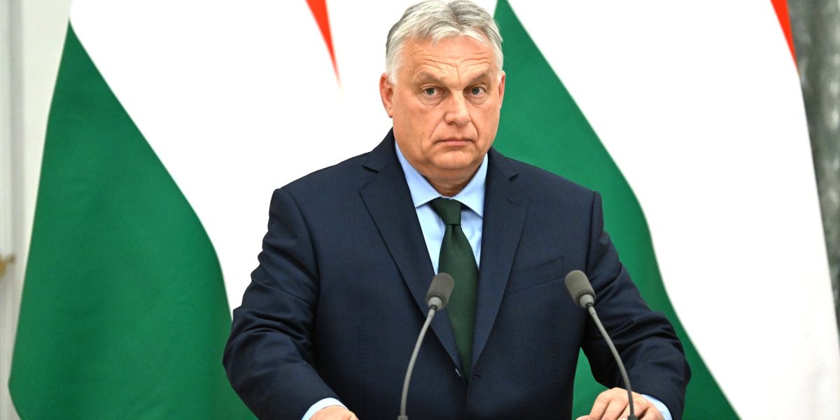 Orban, după 16 ani, recunoaște înfrângerea electorală în Ungaria