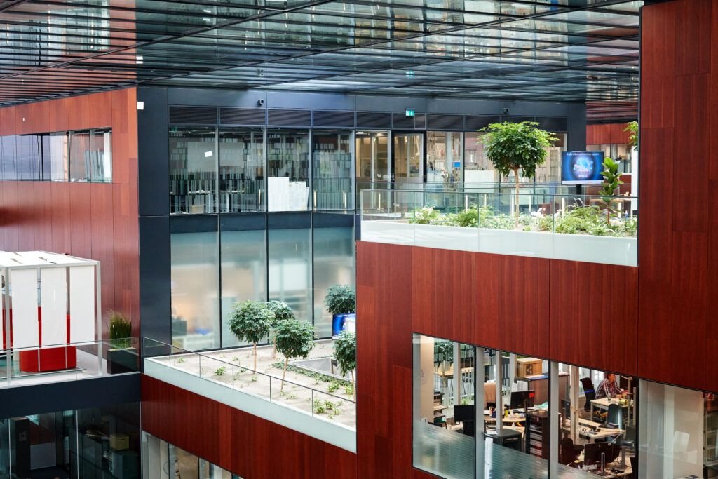 Philip Morris: Raportul "Schimbarea în mișcare" dezvăluie direcția pentru 2025