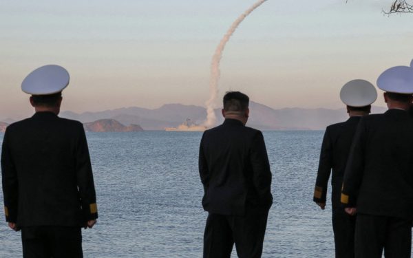 Kim Jong Un sfidează SUA: Lansări de rachete, mesaj direct pentru Washington