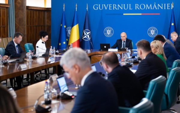 Bolojan, optimist: Guvernul va cheltui mai puţin cu mai puțini miniștri