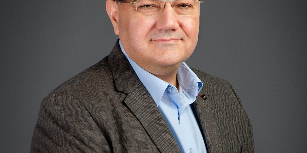 Conflictul din Orientul Mijlociu frânează AI: Donald Trump analizează impactul