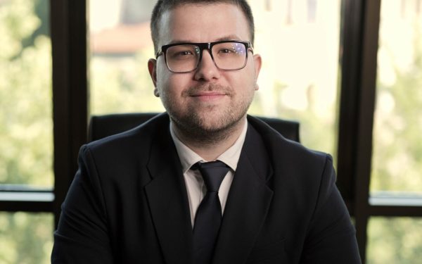 Aurul, refugiu sigur în vreme de conflict? Analiza Freedom24 în România