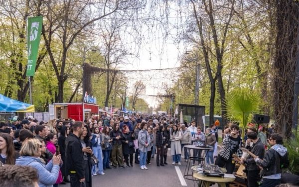 RÂNDURI DE RESTRIȚII: Șoseaua Kiseleff, blocată pentru Bucharest Street Food Festival
