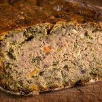 Drob delicios de post: ciuperci, spanac și leurdă, o explozie de gust!