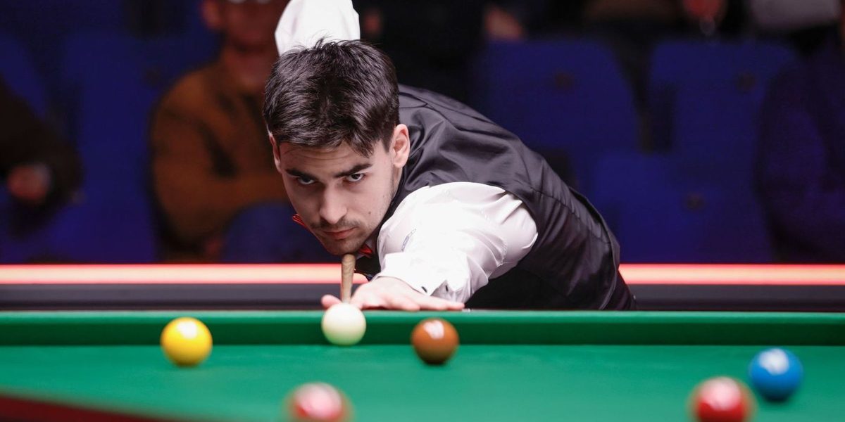 Campionatul Mondial de snooker | Un dublu semifinalist la Crucible, noroc chior în turul 2 din calificări! Maghiarul Bulcsu Revesz, victorie mare