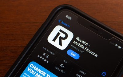 Revolut, una dintre cele mai populare platforme financiare digitale din Europa, a fost amendată cu 11,5 milioane de euro de autoritățile din Italia pentru prezentarea unor informații înșelătoare despre comisioane și condițiile de investiții