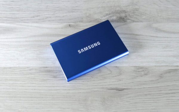 Samsung T7 2TB, SSD-ul extern: Performanță bună, dar cu mici compromisuri