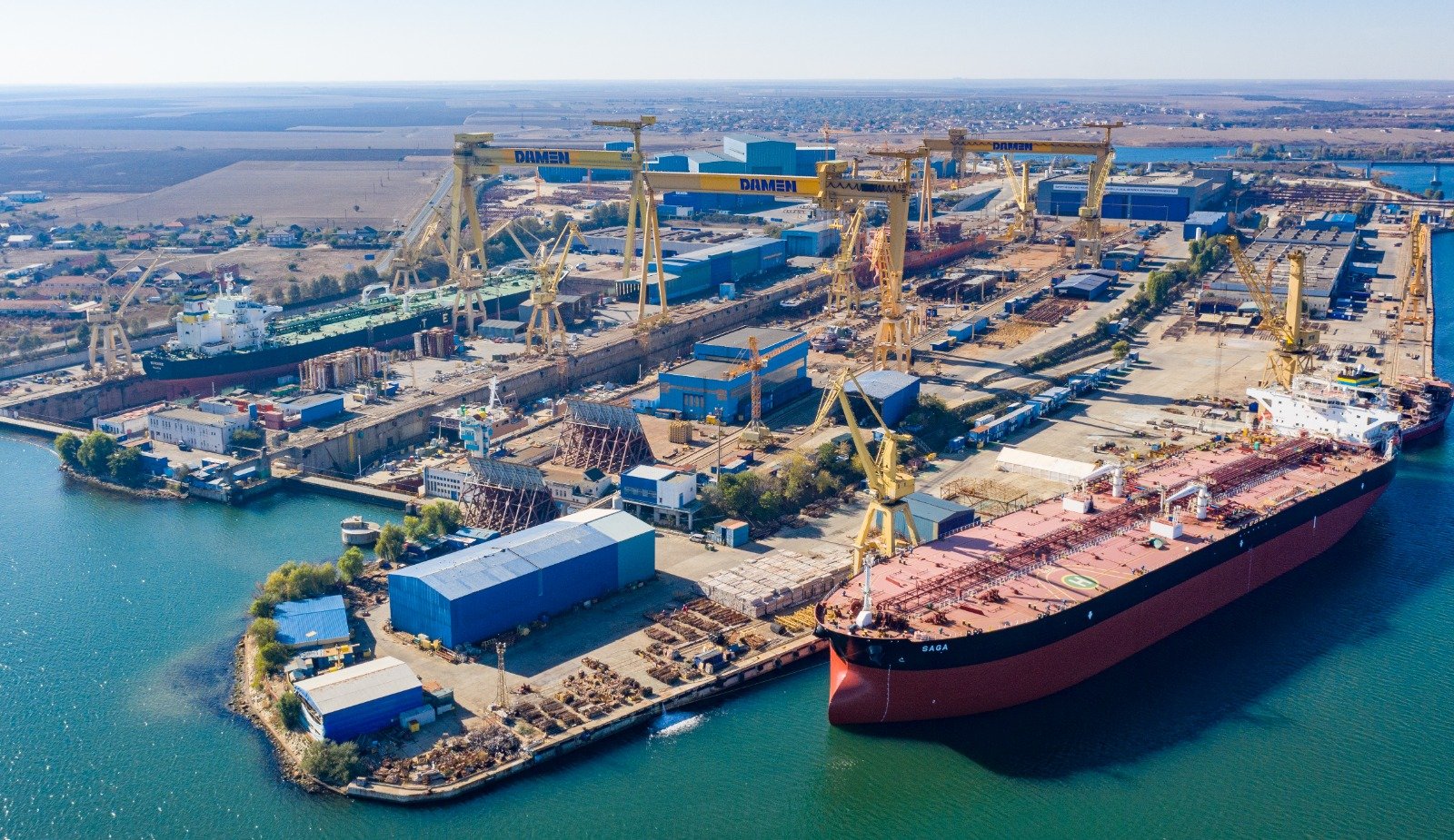 Consiliul creditorilor a respins planul de reorganizare al Șantierului Naval Mangalia, iar compania intră în procedură de faliment Consiliul creditorilor a decis respingerea planului de reorganizare a Șantierului Naval Mangalia, ce a fost propus anterior de conducerea companiei