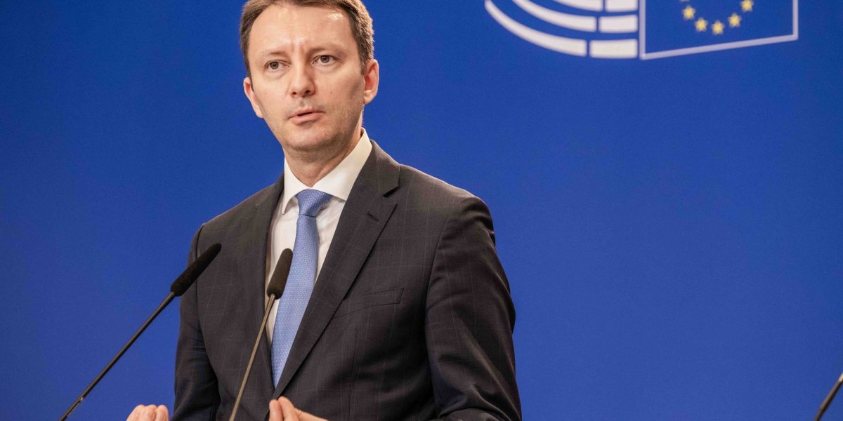 Mureșan: Orban, dispus să sărăcească Ungaria ca orice dictator