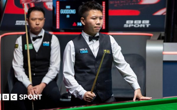 Snooker: Mark Williams și Antoni Kowalski, duel spectaculos la Mondialul 2026