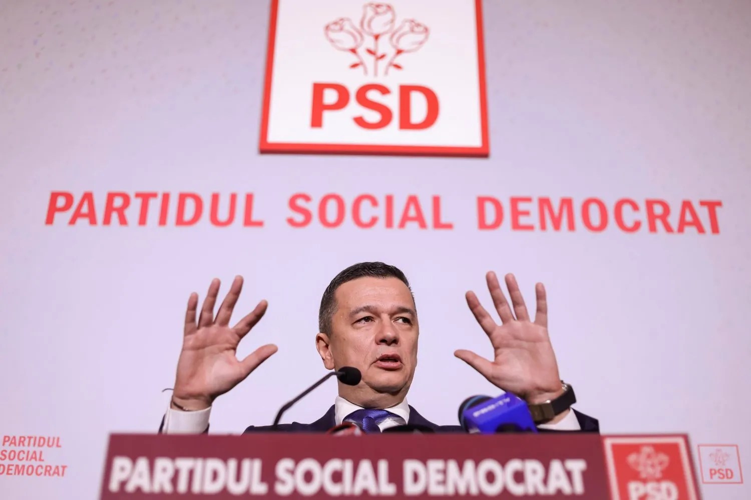 Președintele PSD, Sorin Grindeanu, a afirmat miercuri că formațiunea sa nu se teme de schimbarea protocolului de colaborare din coaliție, dar va evalua dacă este nevoie ca această modificare să fie făcută pentru ca guvernarea să poată continua