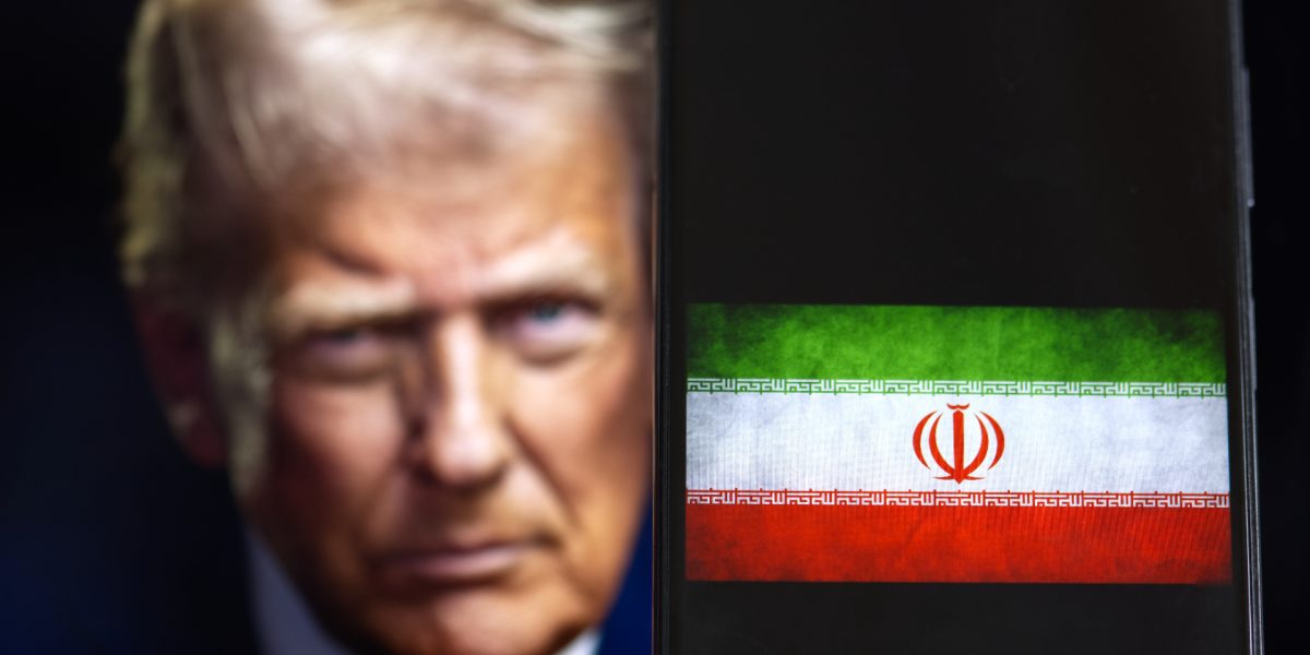Tensiuni în escaladare între SUA și Iran după declarațiile președintelui Trump Președintele Statelor Unite, Donald Trump, a făcut duminică o declarație șocantă privind Iranul, afirmând că întreaga țară ar putea fi distrusă peste numai câteva ore