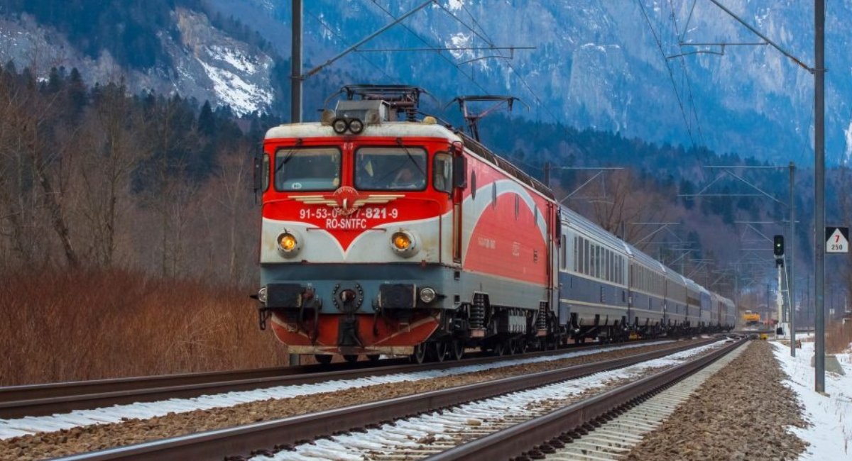 Ruta București - Brașov va fi parcursă mai rapid cu trenul după construcția tunelului Predeal, potrivit informațiilor