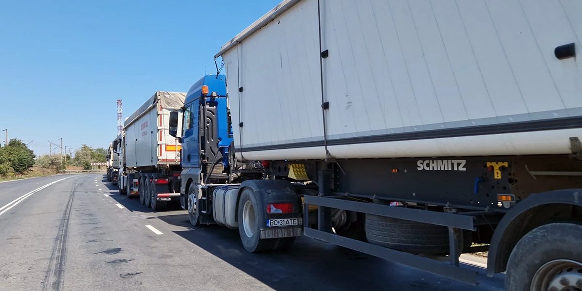 Flotele de transport mărfuri din România se confruntă cu dificultăți majore din cauza scumpirii continue a carburanților