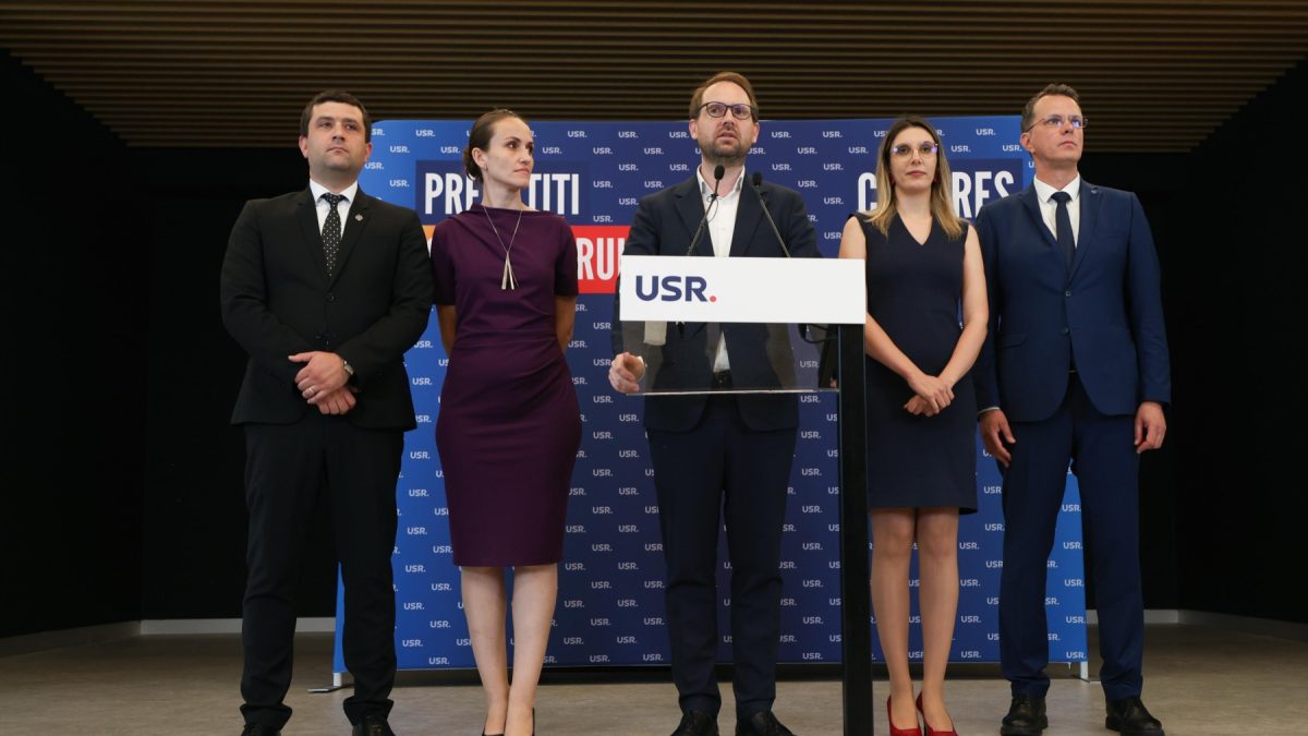 Fritz (USR): "Șocul" solidarității pentru miniștrii reformați, resimțit de "ceasurile scumpe"