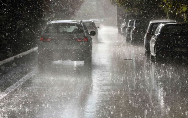 METEO: Vremea se schimbă radical în România săptămâna viitoare. Ploi și răcire accentuată!