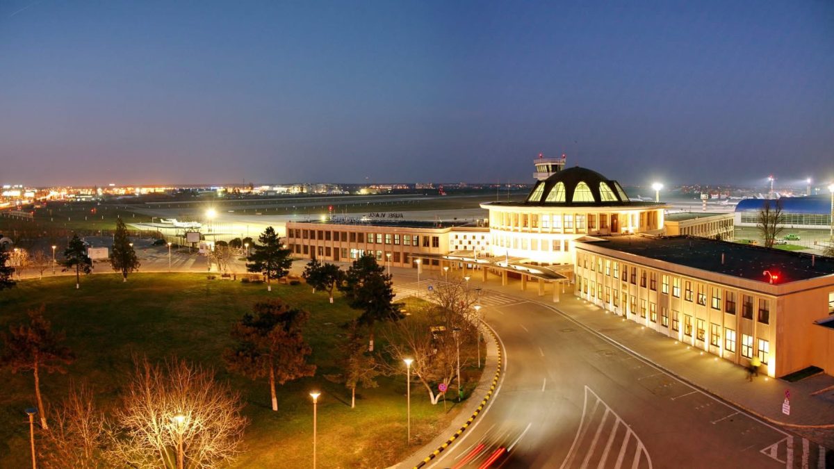 Trei oferte pentru modernizarea Aeroportului Băneasa, contract de 7,43 milioane lei