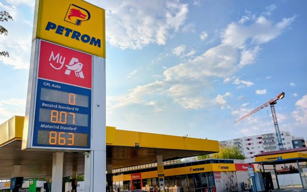 Prețurile la pompă, minime din timpul războiului din Iran: De ce NU e totul roz