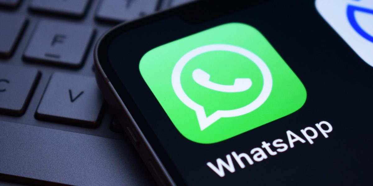 WhatsApp introduce o funcție de eliminare a zgomotului de fond pentru apelurile vocale și video WhatsApp, platforma de mesagerie extrem de populară, testează o nouă funcție menită să îmbunătățească calitatea apelurilor vocale și video