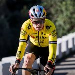 Van Aert, spectacol la Roubaix: Pogacar, învins la sprint, pierde „Regina”