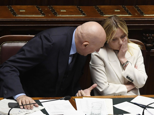 Gabriele Gravina, președintele federației italiene de fotbal, și-a înaintat oficial demisia după eșecul istoric al “Squadra Azzurra” de a se califica la Campionatul Mondial din 2026, un eveniment care a zguduit întreaga structură a fotbalului din Peninsulă